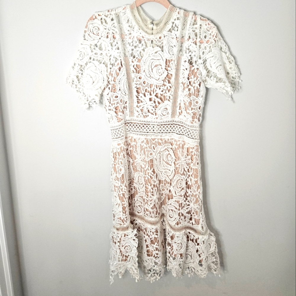 White lace dress bnwt